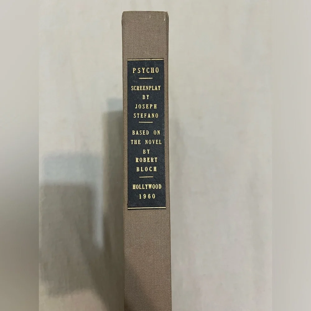 ❌SOLD❌Original Psycho Dialogue Movie Script Signed By Book Author Robert Bloch - Picture 2 of 14